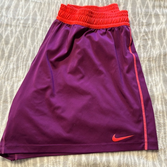 Women’s Nike Dri-Fit Athletic Shorts - Picture 2 of 4